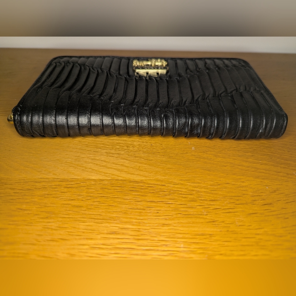 ‼️SOLD‼️⭐Coach⭐ Madison Black Gathered Leather Accordion Zip Wallet - Picture 4 of 11